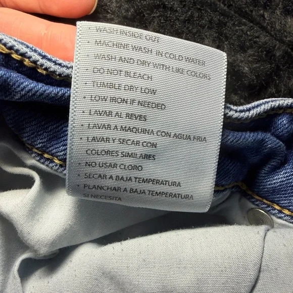 KanCan High Rise Medium Ripped Boyfriend Distressed Ankle Jean Size 29. - Picture 5 of 5